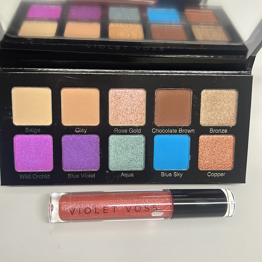 New Violet Voss Essentials 2 eyeshadow palette & FREE Lip Gloss in Romantical